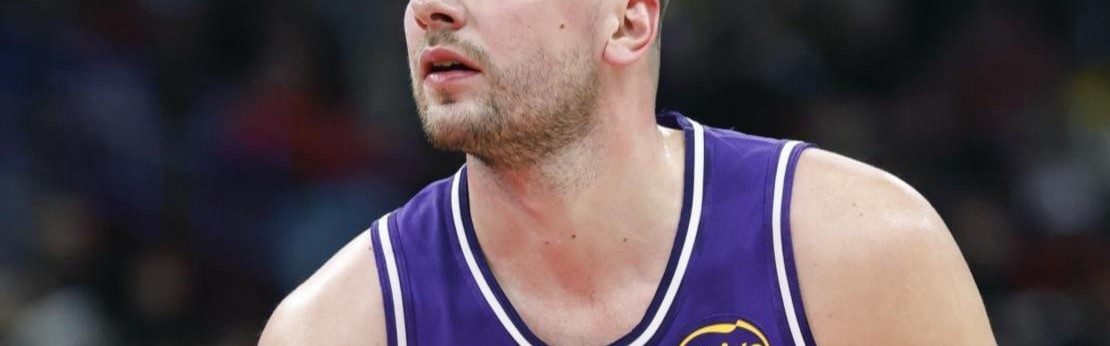 开云体育APP-艾顿上点心吧！美记：因为东契奇的缘故，很多中锋都愿意来湖人