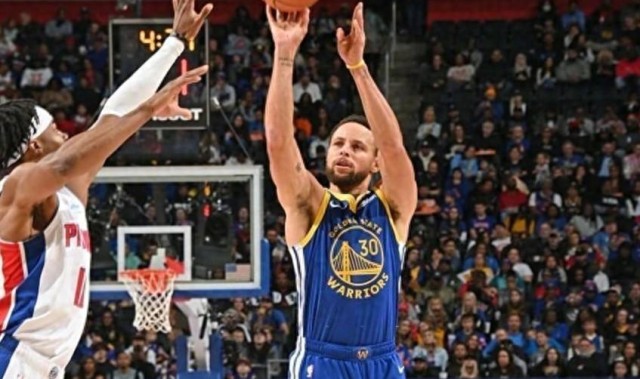 开云体育官网-库里26397分超名宿！冲历史前十要多久？答案太意外